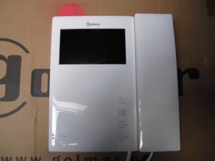 intercom GOLMAR met camera, Huis en Inrichting, Deurbellen, Zo goed als nieuw, Bedraad, Ingebouwde camera, Terugspreekfunctie