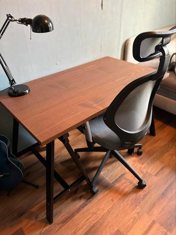 IKEA Idåsen + ergonomische stoel bureauset