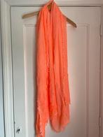 Mooie fel orange neon zomersjaal, Ophalen of Verzenden, Zo goed als nieuw, Maat 42/44 (L), Sjaal