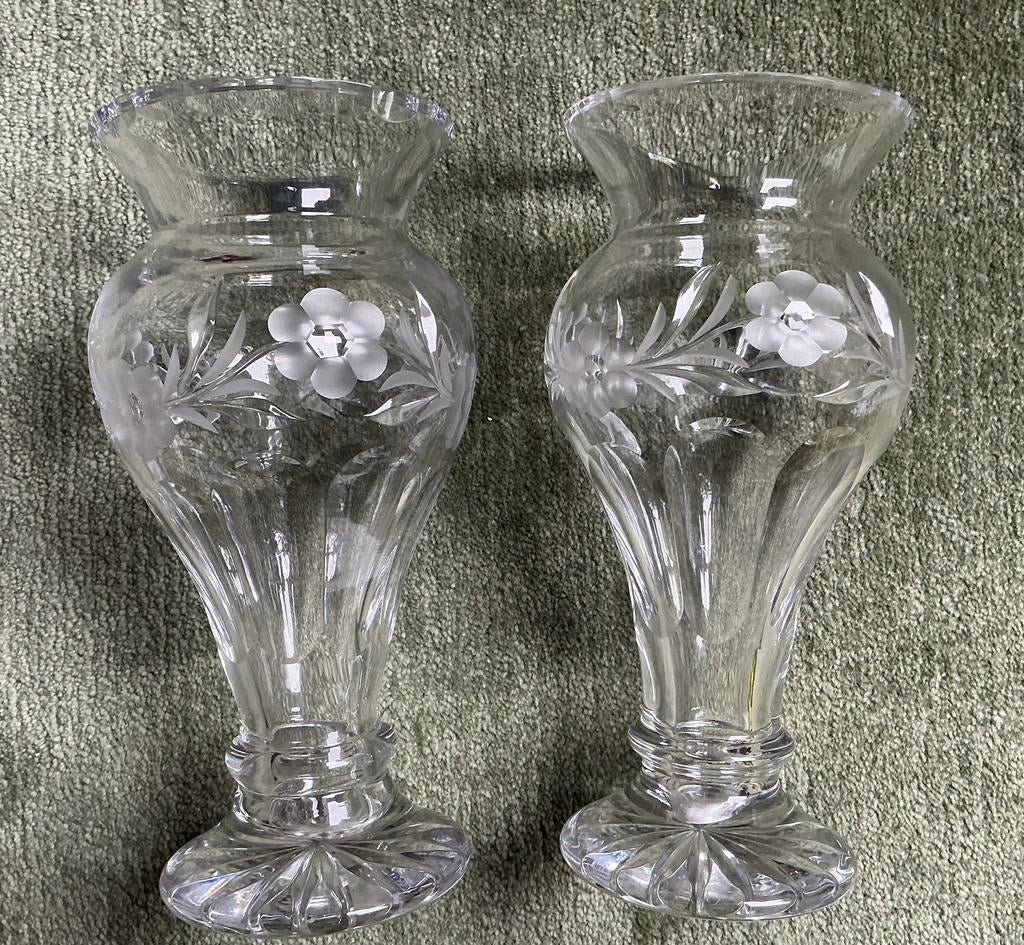 Twee grote kristallen vazen., Antiek en Kunst, Ophalen of Verzenden
