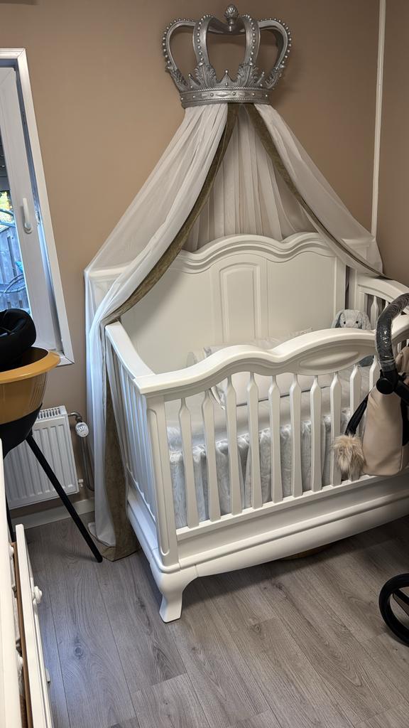 Complete babykamer aankleding, Kinderen en Baby's, Babywiegjes en Ledikanten, Zo goed als nieuw, Ledikant, Ophalen of Verzenden