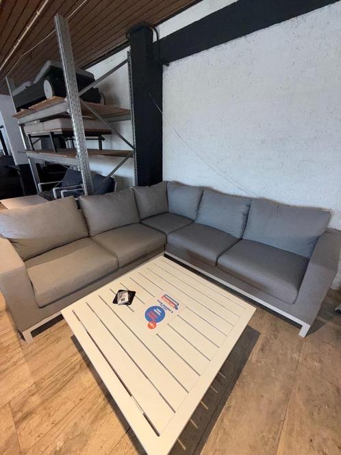 Flow Square B met tafel, Tuin en Terras, Tuinsets en Loungesets, Zo goed als nieuw, Loungeset, Overige materialen, 5 zitplaatsen