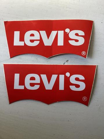 2 stickers Levi’s logo beschikbaar voor biedingen