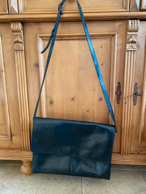 Burkely’s Leatherhouse zwart leren schoudertas, Sieraden, Tassen en Uiterlijk, Tassen | Schoudertassen, Gebruikt, Zwart, Ophalen of Verzenden