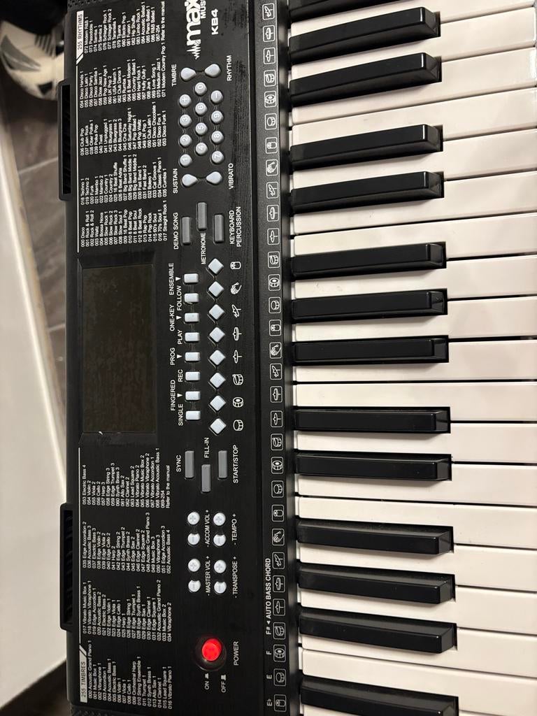 KB4 Keyboard met standaard - Zeer weinig gebruikt, Overige merken, 61 toetsen, Ophalen of Verzenden, Zo goed als nieuw