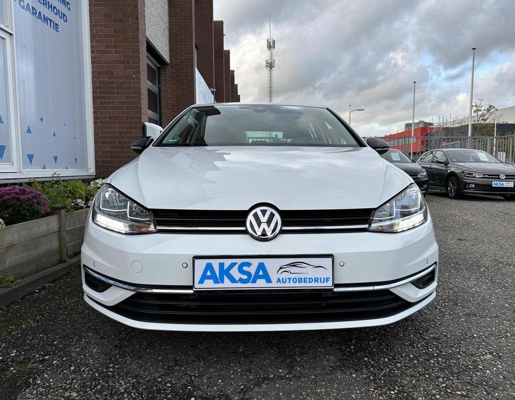 Volkswagen Golf 7 1.0 TSI 116pk iQ Drive DSG Blindspot Carpl, Automaat, Gebruikt, 116 pk, Wit