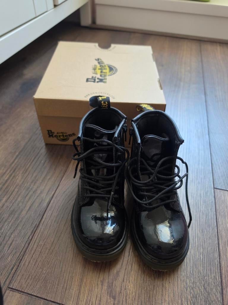 Dr. Martens laklaarsjes zwart maat 25, Kinderen en Baby's, Dr. Martens, Jongen of Meisje, Ophalen of Verzenden, Laarzen