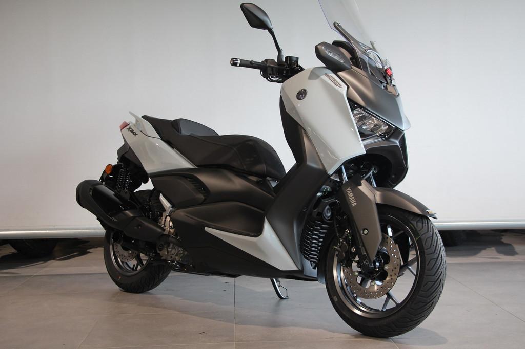 Yamaha X MAX 300 TECHMAX + (bj 2025), Motoren, Motoren | Yamaha, Scooter, Klantenservice@yamaha-motor.nl, Koolhovenlaan 101
1119 NC  Schiphol-Rijk, NL