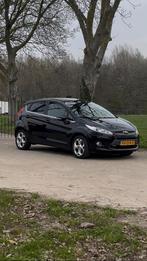Ford Fiesta 1.4 Titanium 5DR 2011 – Nieuwe Distr. riem + APK, Auto's, Voorwielaandrijving, 40 €/maand, Zwart, Handgeschakeld