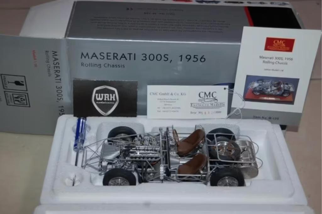 1:18 MASERATI 300S ROLLING CHASSIS CMC M-109 in box WRH, Hobby en Vrije tijd, Modelauto's | 1:18, Verzenden, Zo goed als nieuw