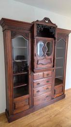 Antieke Engelse notenhouten vitrinekast, Antiek en Kunst, Ophalen of Verzenden