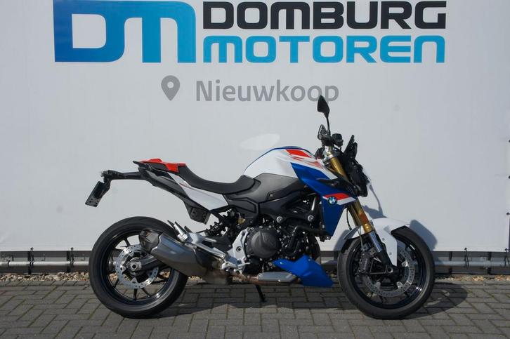 BMW F 900 R (bj 2024) sport edition, Motoren, Motoren | BMW, Bedrijf, Naked bike, meer dan 35 kW, 2 cilinders, Motorrijbewijs A