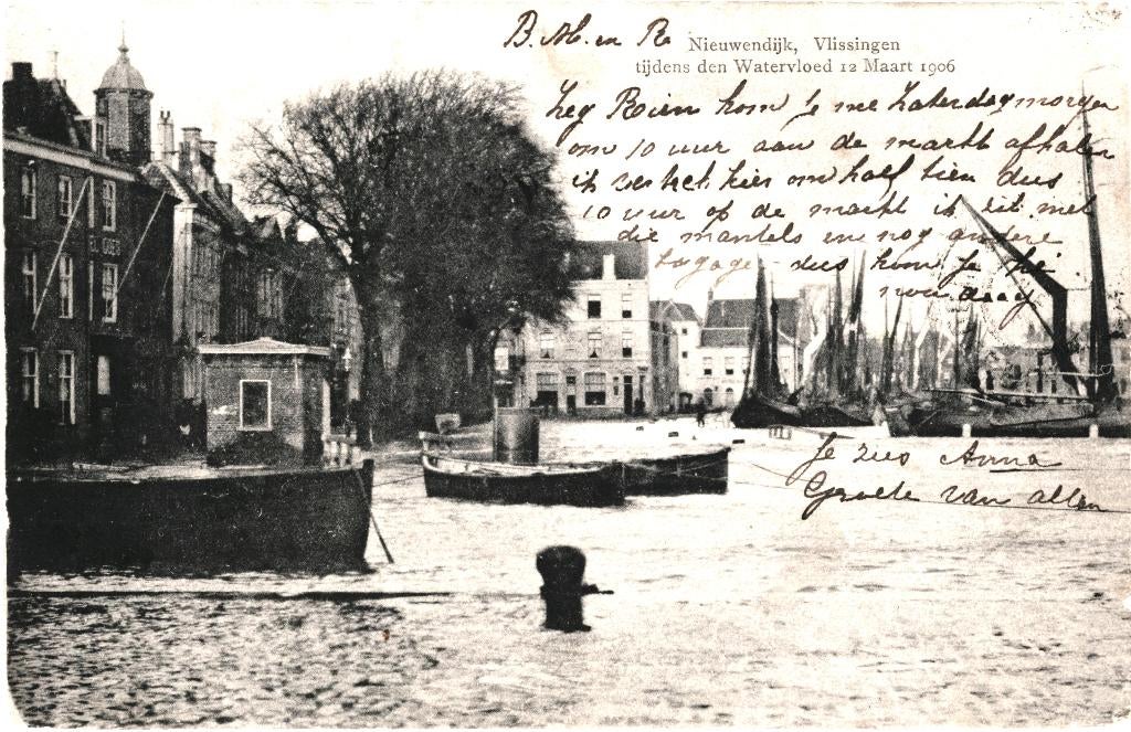 700737 Vlissingen 1906 Zeeland Niewendijk watervloed Gelopen