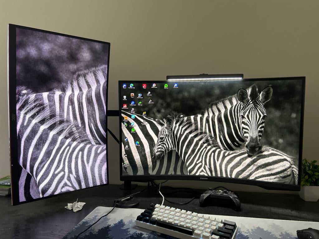 Aoc 144 23,8inch samsung 32 inch 144hz, Computers en Software, Monitoren, HDMI, IPS, Kantelbaar, Full HD