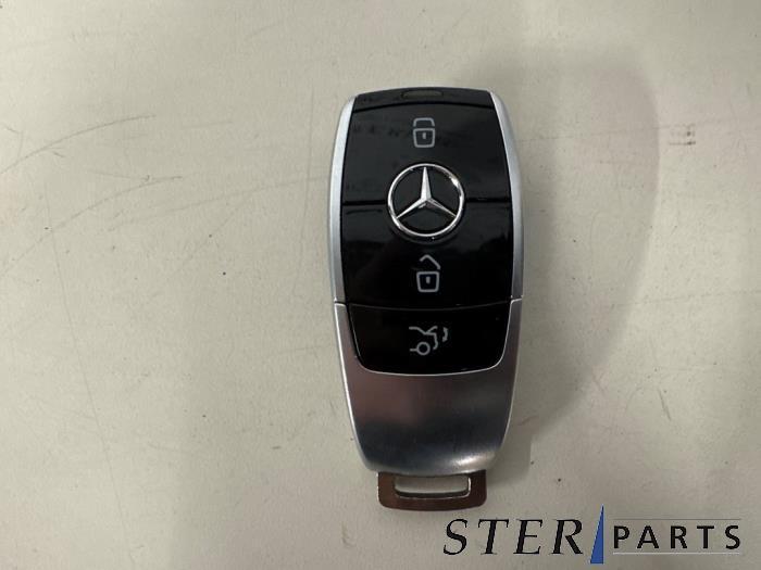 Sleutel van een Mercedes E-Klasse, Auto-onderdelen, Overige Auto-onderdelen, Mercedes-Benz, Gebruikt, 3 maanden garantie, Ophalen of Verzenden