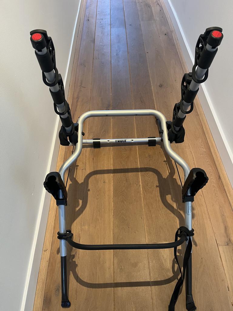 Thule fietsendrager clipon 9103, Auto diversen, Fietsendragers, 3 fietsen of meer, Brede banden, Zo goed als nieuw, Achterklepdrager