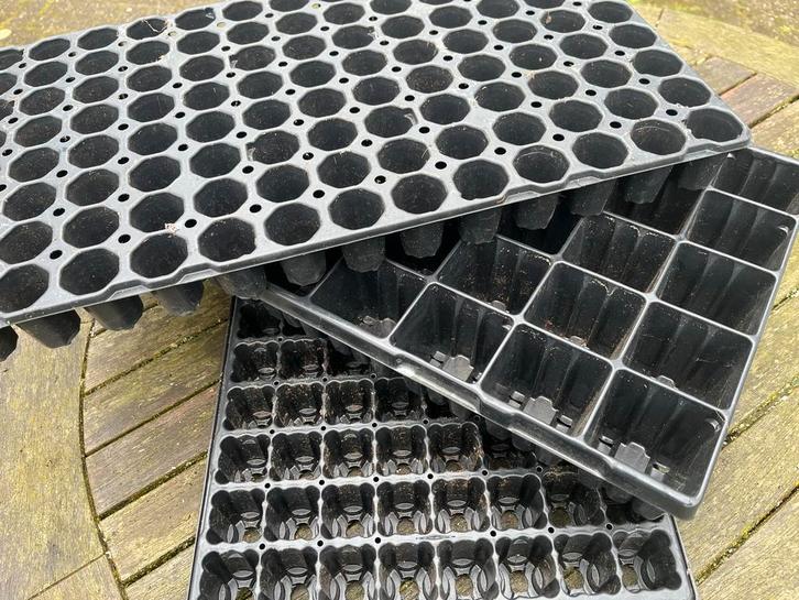 Zaai- en stektrays, Tuin en Terras, Kweekspullen, Gebruikt, Overige typen, Ophalen of Verzenden