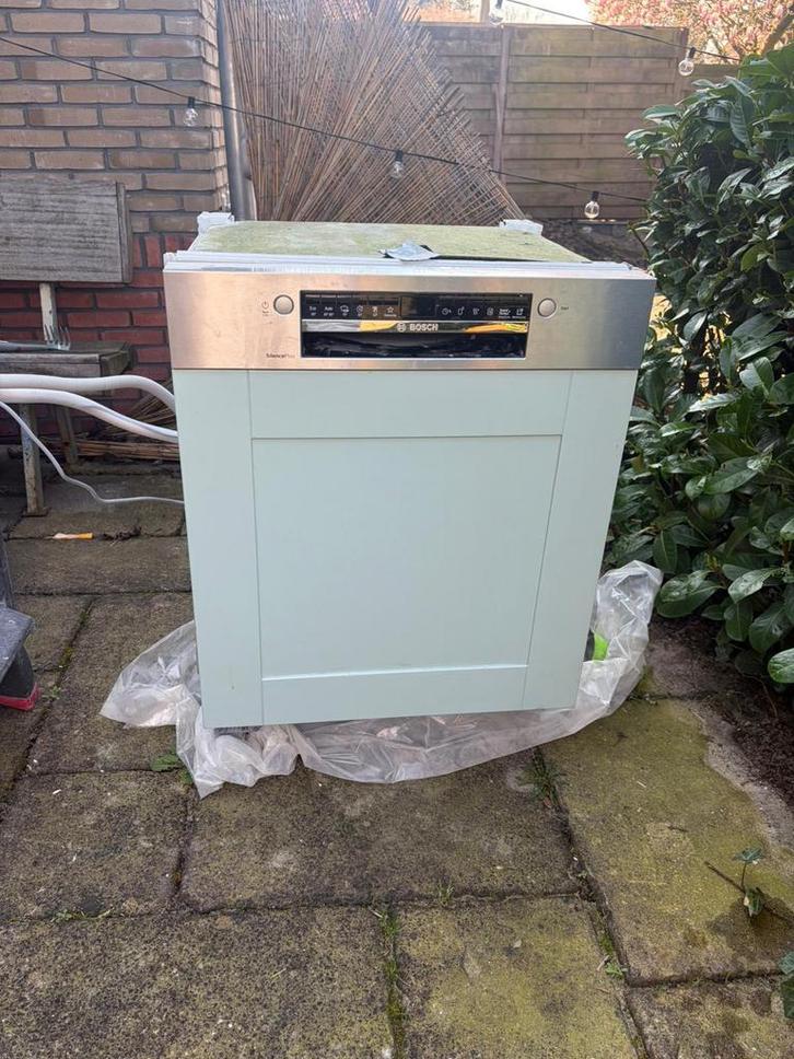 Bosch afwasmachine, Witgoed en Apparatuur, Vaatwasmachines, Zo goed als nieuw, Inbouw, 85 tot 90 cm, Ophalen