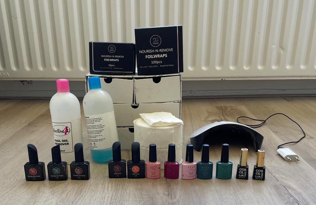 Complete gelnagel set – incl. LED lamp en accessoires, Ophalen, Gebruikt, Wit, Handen en Nagels