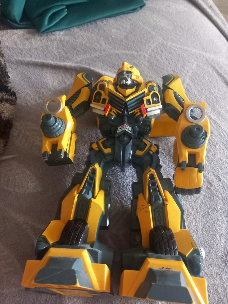 Transformer Cyber stomp bumblebee robot 2006, Ophalen of Verzenden