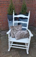 Witte houten schommelstoel, Huis en Inrichting, Stoelen, Ophalen of Verzenden