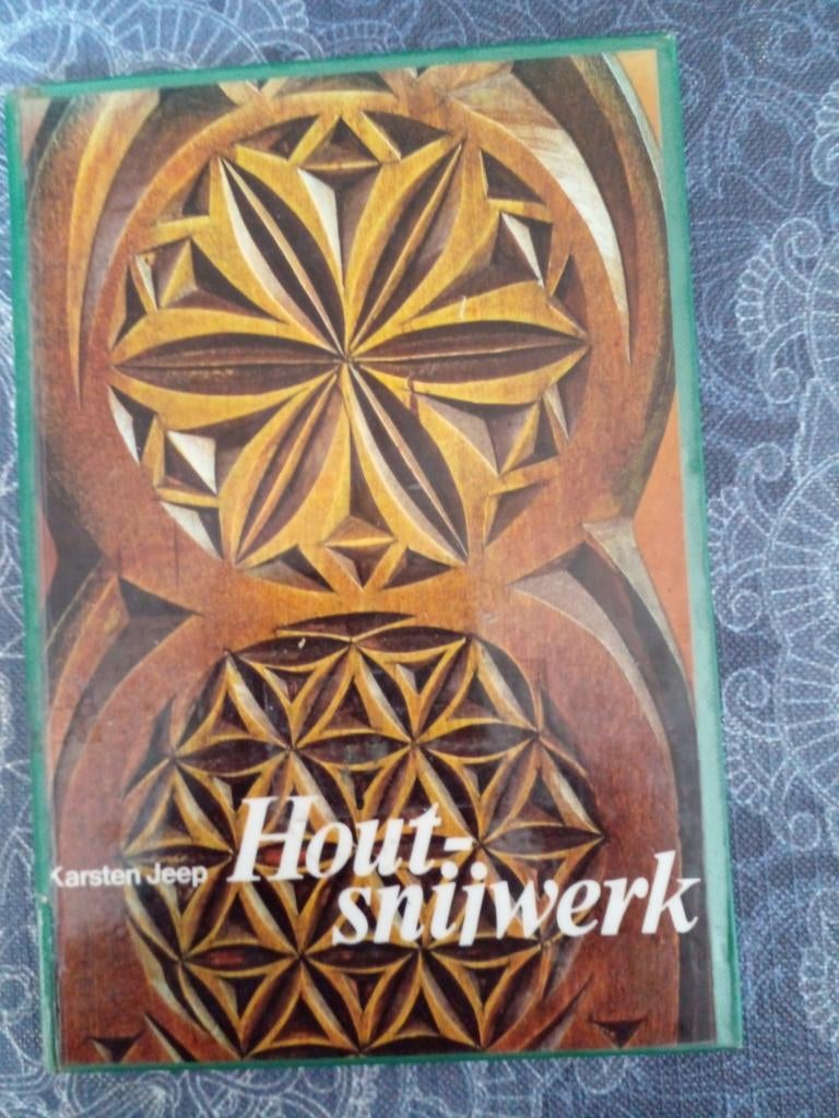 Houtsnijwerk boek van Karsten Jeep, Boeken, Ophalen of Verzenden