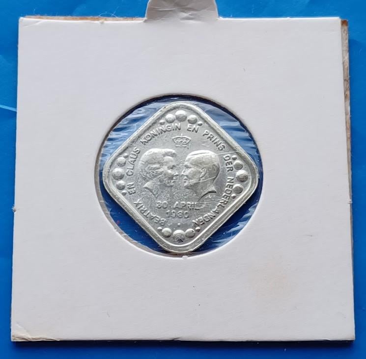 5 cent penning 1980 - Beatrix en Claus - Koningin en Prins, Postzegels en Munten, Verzenden, Overige materialen, Nederland
