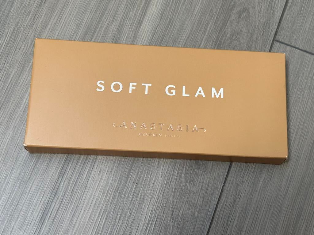 Anastasia Soft glam oogschaduw palette / NIEUW, Ophalen of Verzenden, Nieuw, Overige kleuren, Ogen