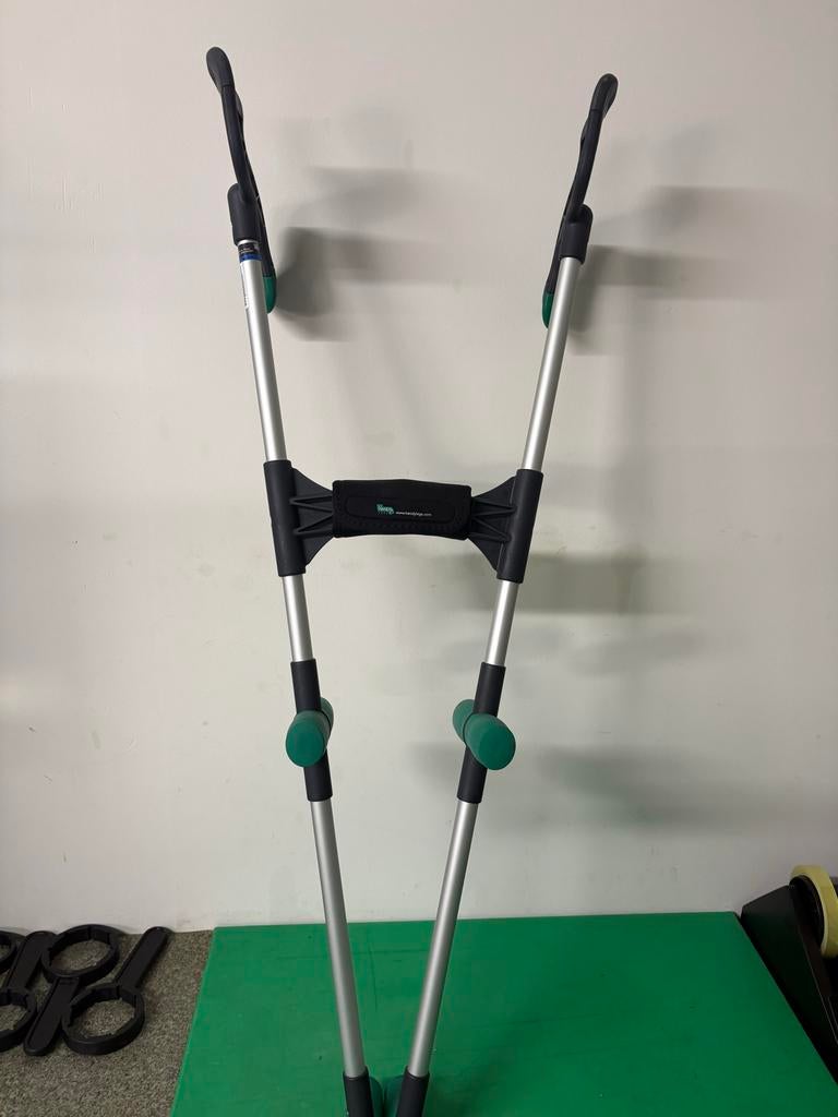 Handylegs aantrekhulp, Diversen, Verpleegmiddelen, Ophalen, Zo goed als nieuw