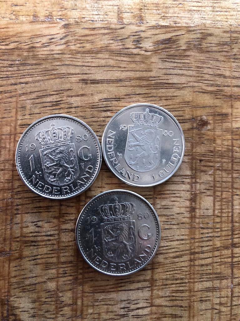 Drie Nederlandse 1 Gulden munten uit 1980, Postzegels en Munten, Ophalen of Verzenden, Koningin Juliana, 1 gulden, Setje