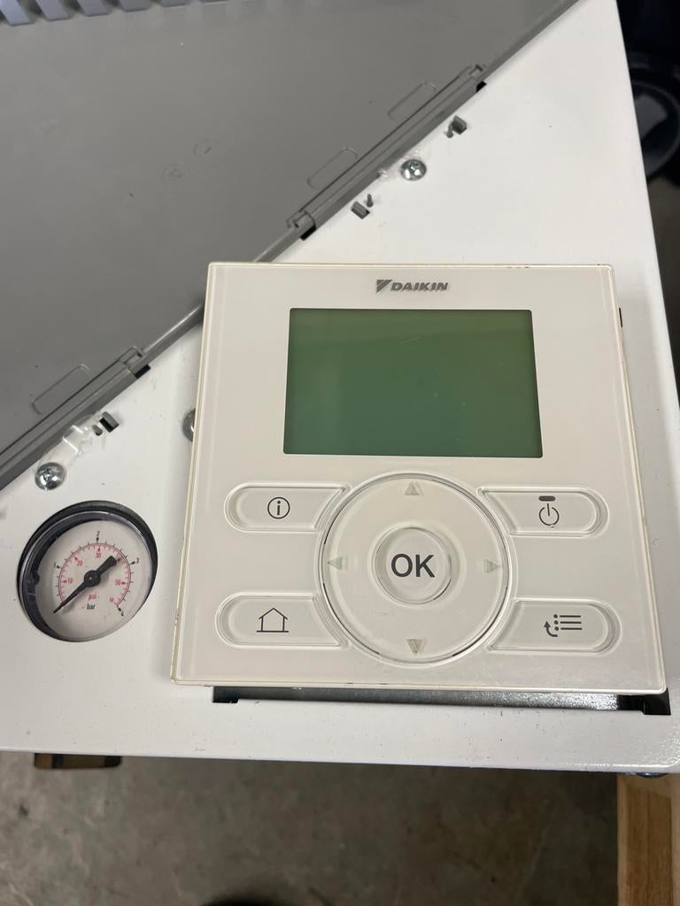 Gebruikte Daikin Altherma 8 kW warmtepomp, Doe-het-zelf en Verbouw, Verwarming en Radiatoren, Ophalen, Gebruikt, Overige typen