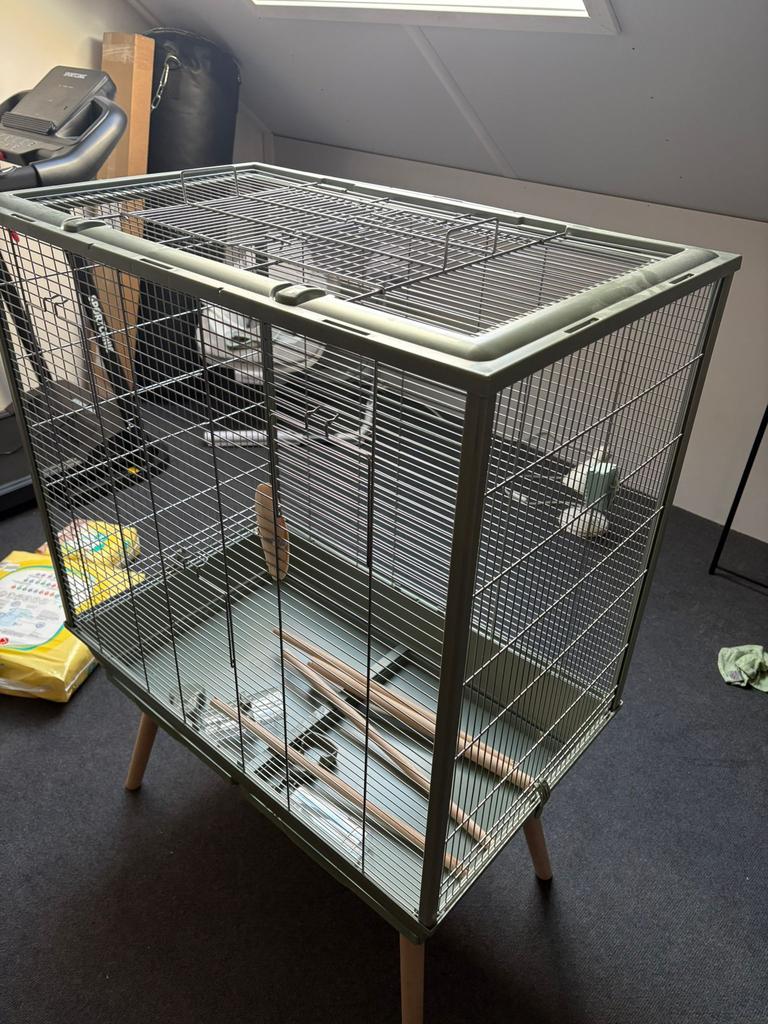 Vogelkooi parkieten, Dieren en Toebehoren, Vogels | Hokken en Kooien, Ophalen, Gebruikt, Kunststof, Vogelkooi