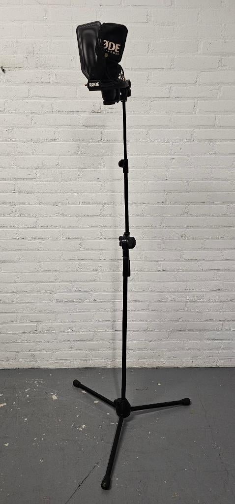 Rode NT1 microfoon met Sennheiser statief (geen snoer), Muziek en Instrumenten, Ophalen, Gebruikt, Info@rode.com, Rode