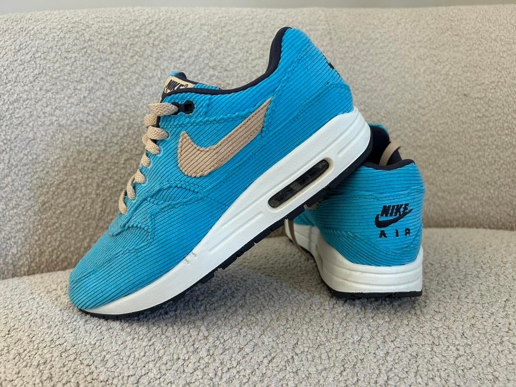 Nike Air Max 1 Corduroy Baltic Blue, Ophalen of Verzenden, Zo goed als nieuw, Blauw