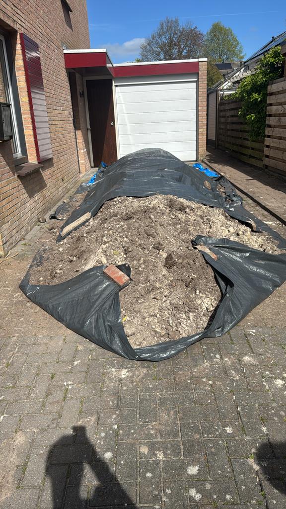 Zwarte grond gratis af te halen, Ophalen, Tuinaarde