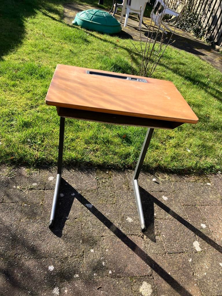 Twee vintage schoolbankjes - oud en gebruikt, Ophalen, Gebruikt