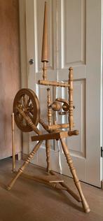 Antiek Spinnewiel - Decoratief en Functioneel, Hobby en Vrije tijd, Ophalen, Gebruikt, Spinnewiel