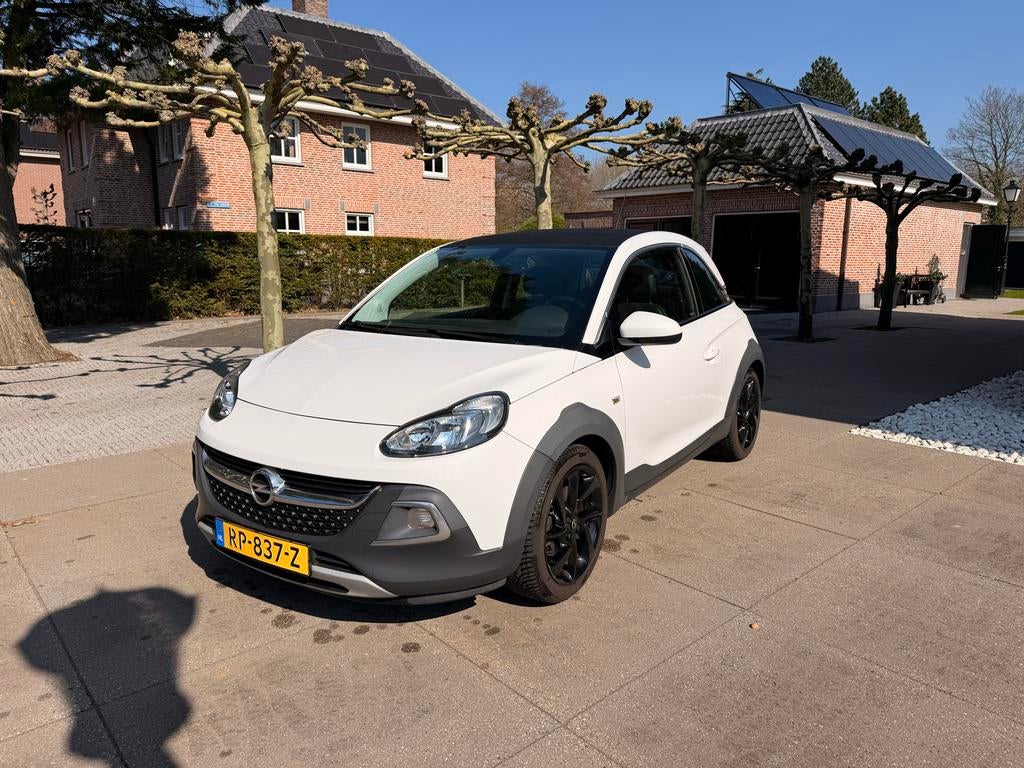 Opel ADAM 1.0 Turbo Rocks 85KW 3D 2018 Wit, Voorwielaandrijving, ADAM, 40 €/maand, Zwart