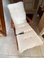 Ligstoel (hout) elektrisch bedienbaar, verrijdbaar 2 kussens, Ophalen of Verzenden, Gebruikt, Hout, Verstelbaar