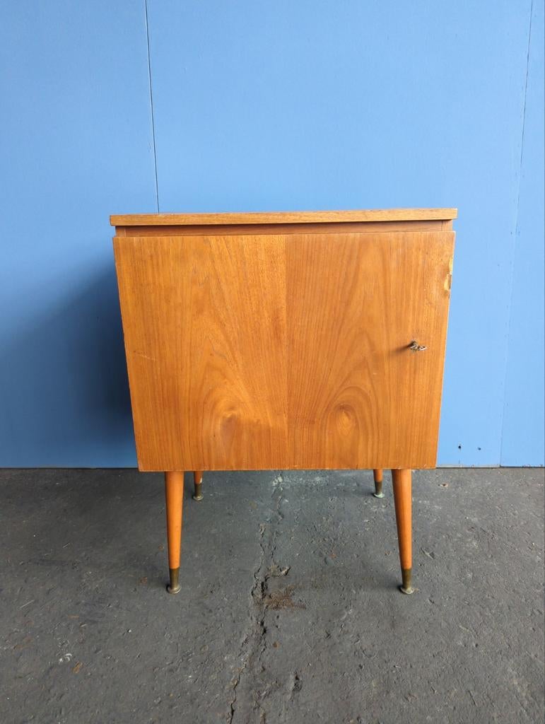 Vintage naaikastje/ LP kast/ badkamerkast, Ophalen, Gebruikt