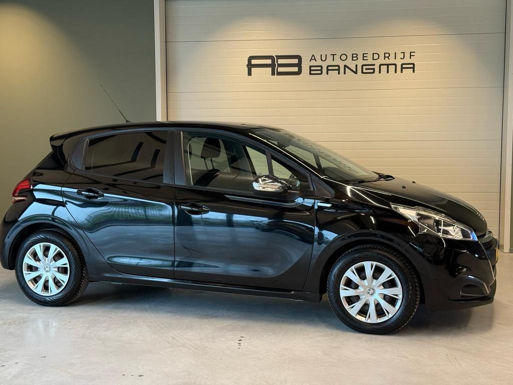 Peugeot 208 1.2 PureTech URBAN SOUL/AIRCO/ISOFIX/NAVIGATIE/B, Auto's, Peugeot, Voorwielaandrijving, Stof, Gebruikt, 1199 cc