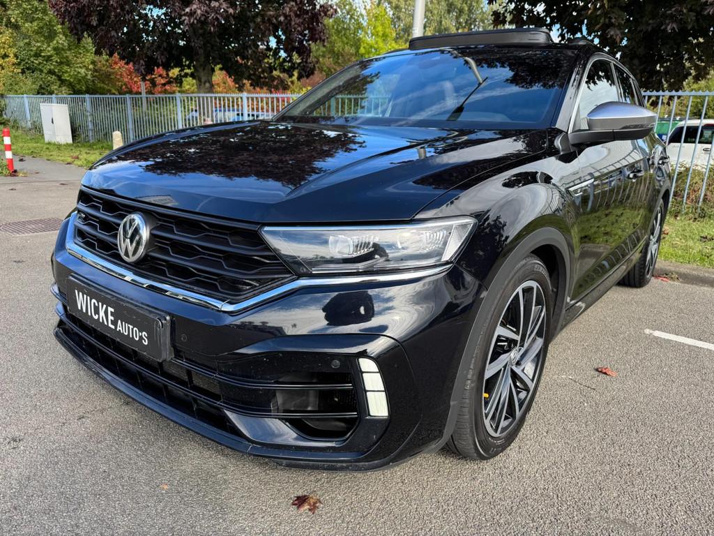 Volkswagen T-ROC 2.0 TSI 4Motion R 300 PK AKRAPOVIC Panorama, Auto's, Volkswagen, Gebruikt, 4 cilinders, 1984 cc, Zwart