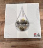 Petrichor - Nieuw, Hobby en Vrije tijd, Gezelschapsspellen | Bordspellen, Ophalen of Verzenden, Nieuw