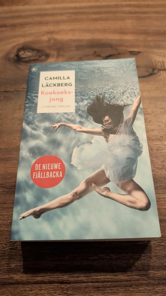 Camilla Läckberg - Koekoeksjong - Literaire Thriller, Ophalen of Verzenden, Zo goed als nieuw, Camilla Läckberg, Scandinavië