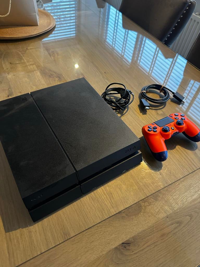 PlayStation 4 met controller en kabels, Ophalen, Gebruikt, Met 1 controller, Original