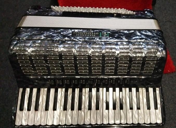 Accordeon Piatanesi Stradella 120 bassen | Grijs Parelmoer, Met koffer, Toetsaccordeon, Zo goed als nieuw, 120-bas