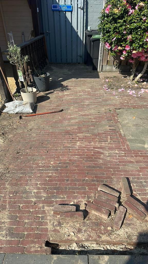 Waaltjes / klinker rood, Ophalen, Zo goed als nieuw, Beton, Klinkers