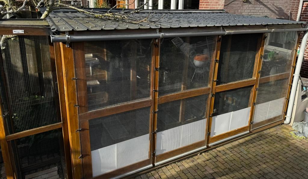 Buiten vogels volière, Dieren en Toebehoren, Vogels | Hokken en Kooien, Zo goed als nieuw, Volière, Hout, Ophalen