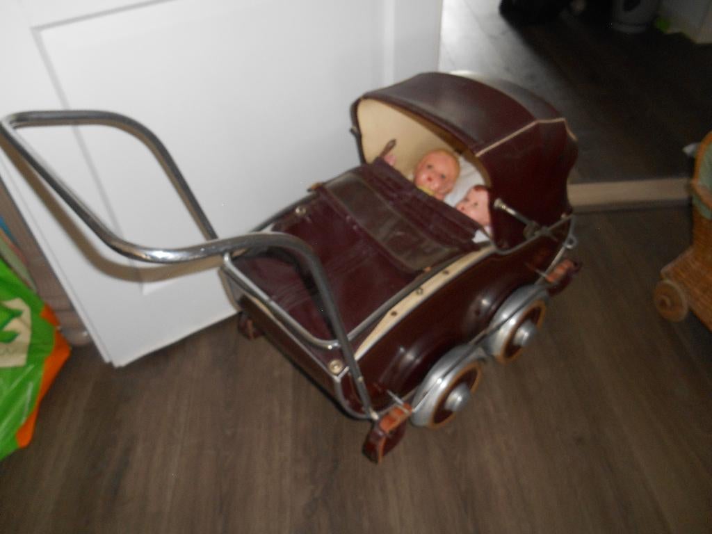 prachtige antieke poppenwagen, Ophalen of Verzenden