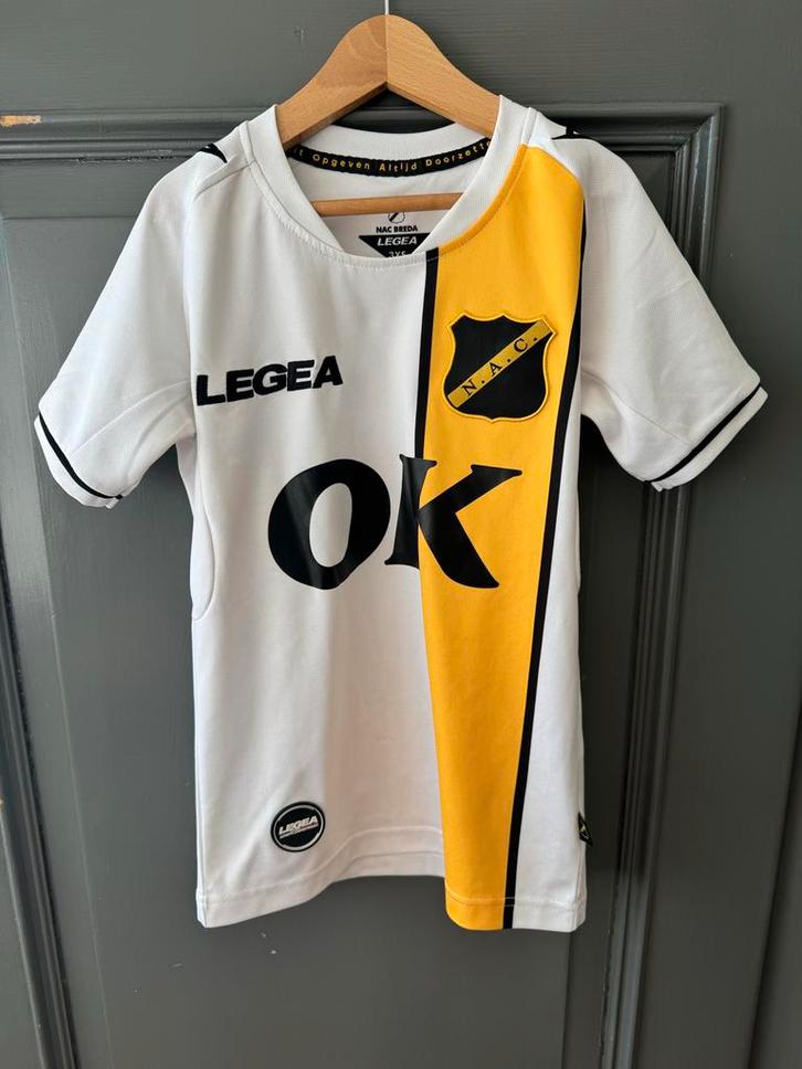 NAC Breda voetbalshirt - Maat 3XS, Kinderen en Baby's, Kinderkleding | Maat 122, Zo goed als nieuw, Jongen of Meisje, Shirt of Longsleeve